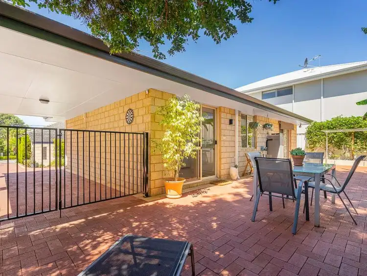 Sixth view of Homely semi-detached listing, 261B Huntriss Road, Doubleview WA 6018