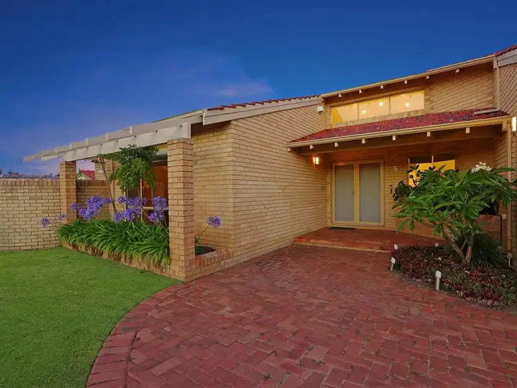 Second view of Homely house listing, 5 Nicol Cl, Kardinya WA 6163