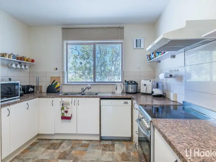 57 Belvedaire Way, Lynwood WA 6147