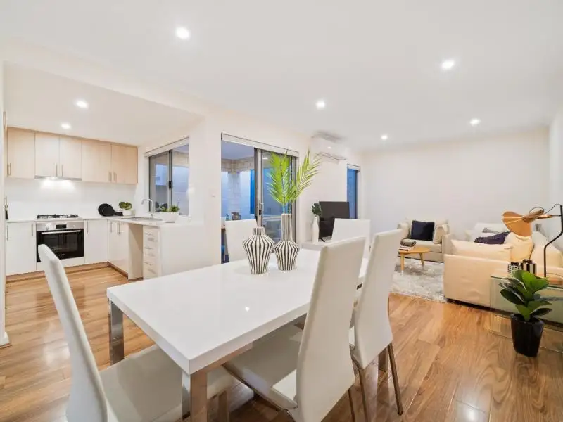 Main view of Homely villa listing, 6/6 Canterbury Court, Nollamara WA 6061