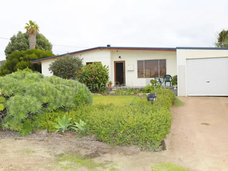 41 Burton Road, Castletown WA 6450