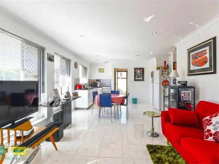 5/305 Wharf  Street, Queens Park WA 6107