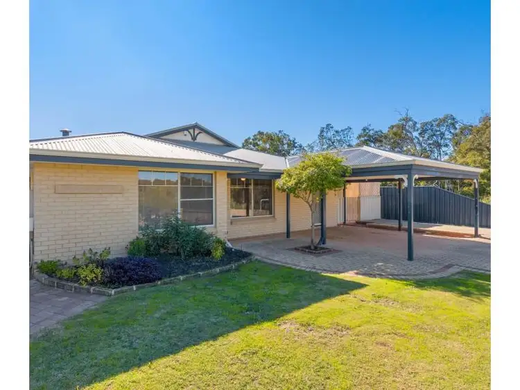 8 Pikes Close, Caversham WA 6055