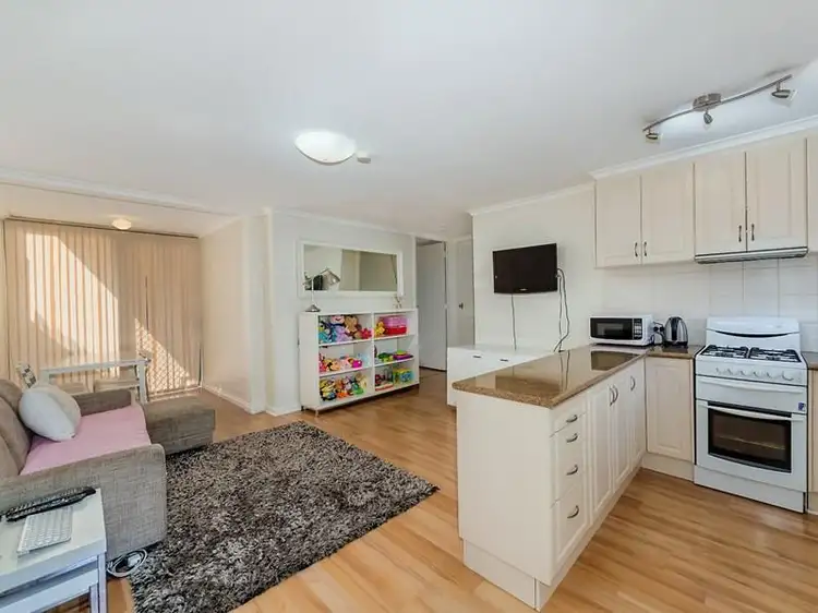 9B/19 Herdsman Parade, Wembley WA 6014