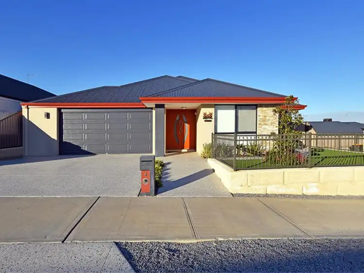 4 Serenity Way, Aveley WA 6069