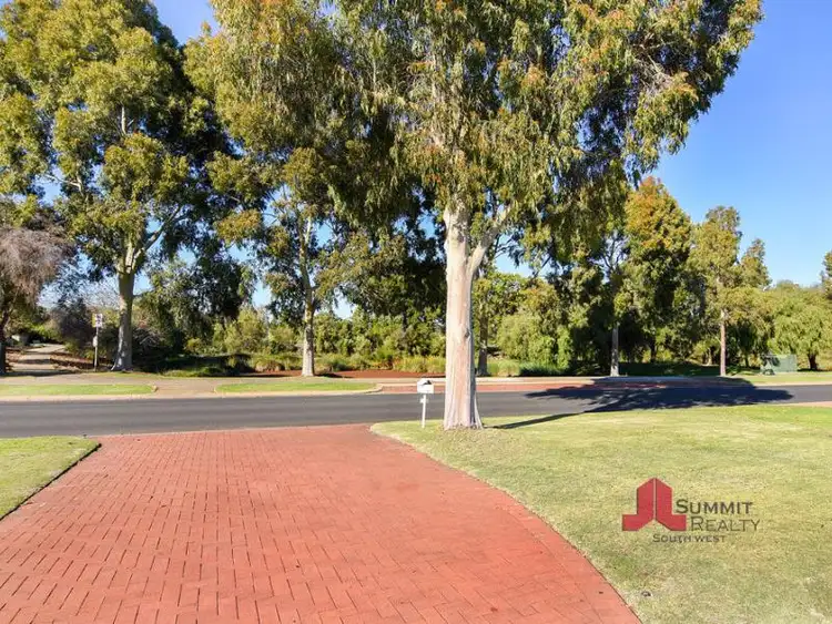 Second view of Homely house listing, 8 Braidwood Drive, Australind WA 6233