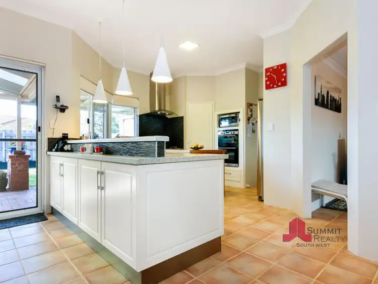 Seventh view of Homely house listing, 8 Braidwood Drive, Australind WA 6233