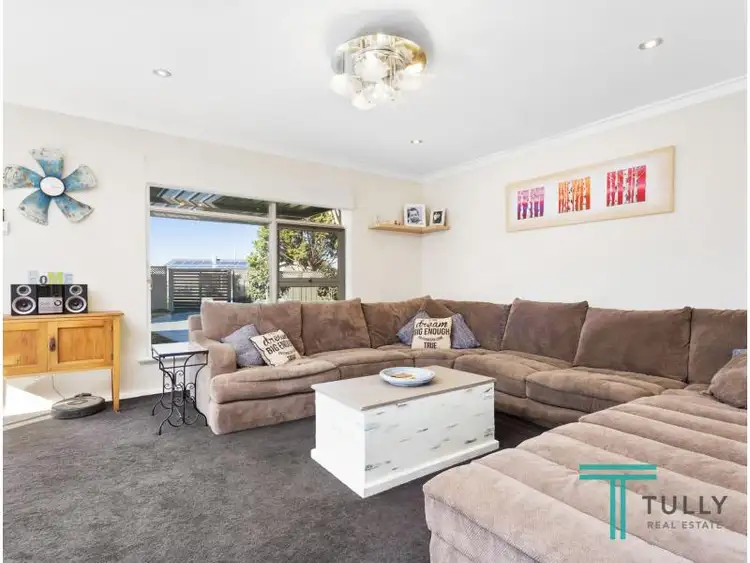 Fourth view of Homely house listing, 40 Cockman Way, Orelia WA 6167