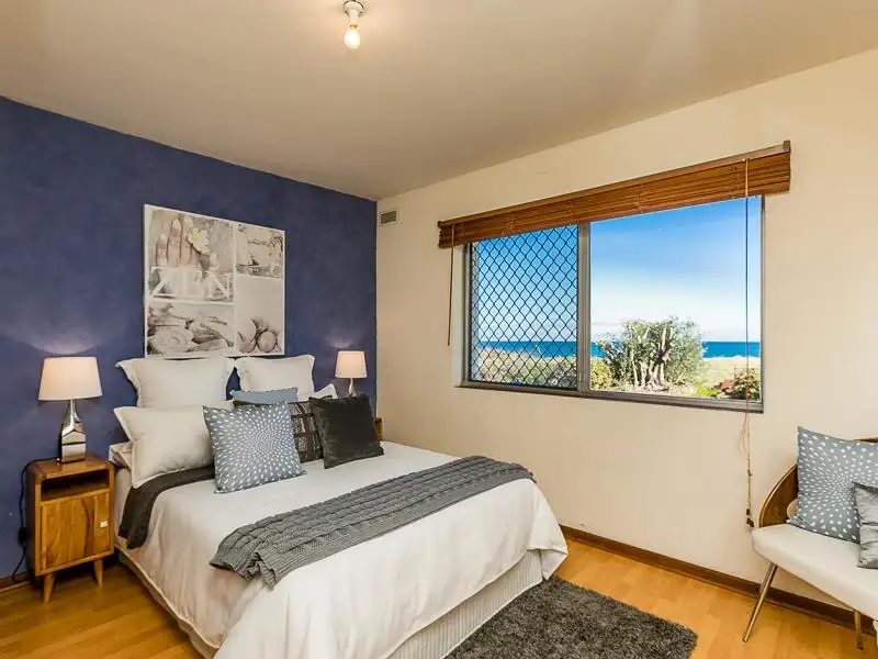 Main view of Homely unit listing, 2/7 Ventnor Street, Scarborough WA 6019