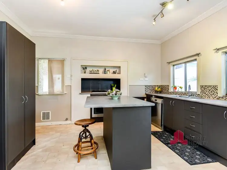 7 Buckby Road, Harvey WA 6220