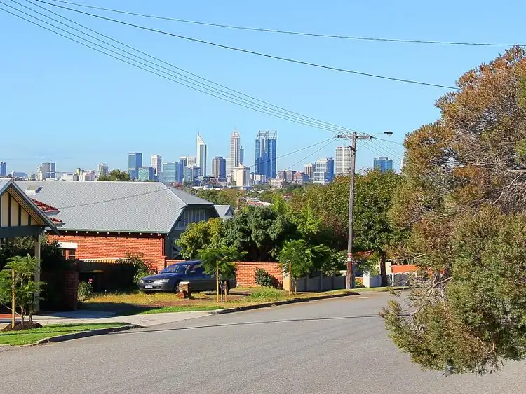 107 Edinboro Street, Mount Hawthorn WA 6016