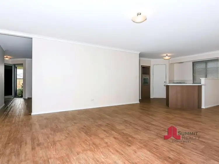 Seventh view of Homely house listing, 2 Jindalee Way, Millbridge WA 6232