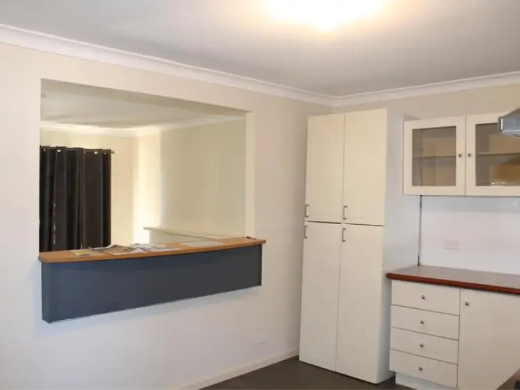 Fifth view of Homely semi-detached listing, 4 Wisborough Crescent, Balga WA 6061