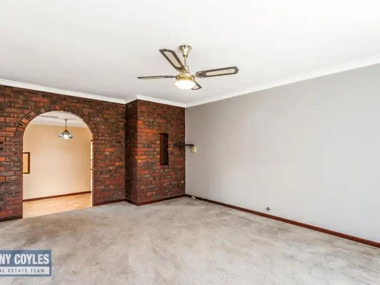 Sixth view of Homely house listing, 5 Stone Court, Bibra Lake WA 6163