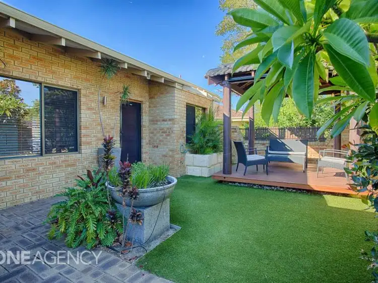 8/53 Holman Street, Alfred Cove WA 6154