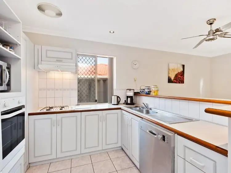 Fifth view of Homely villa listing, 8 Thor Street, Innaloo WA 6018