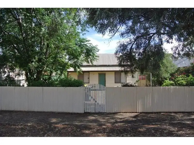 50 Campbell Street, Lamington WA 6430