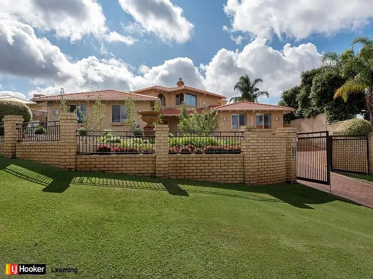 6 Sellen Court, Leeming WA 6149