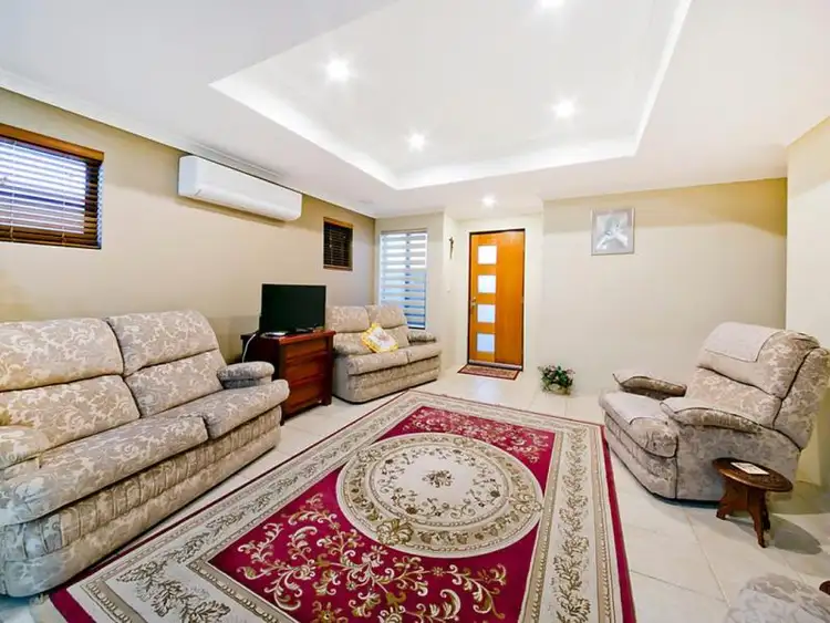 Fifth view of Homely semi-detached listing, 135A Huntriss Road, Doubleview WA 6018