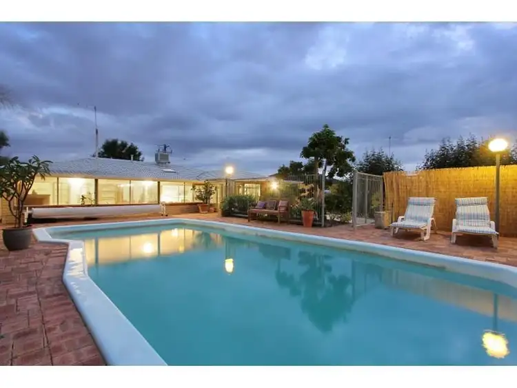 14 Dubove Road, Spearwood WA 6163