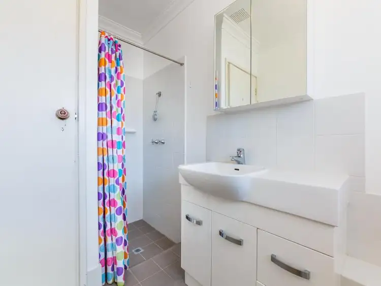 Seventh view of Homely house listing, 8 Sporing Way, Hillarys WA 6025