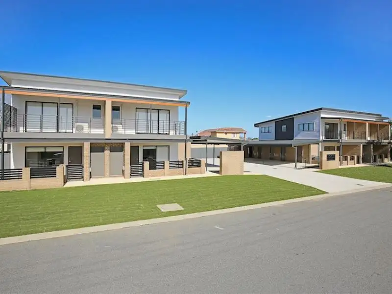 Main view of Homely unit listing, 2/15 Forward Street, Mandurah WA 6210