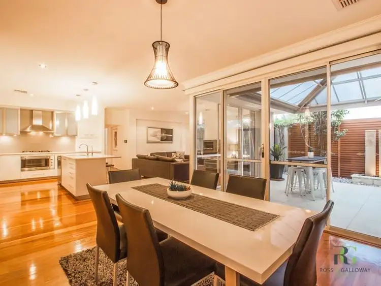 67A Holman Street, Alfred Cove WA 6154