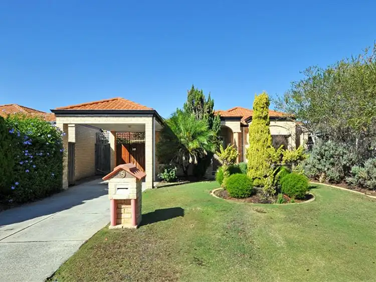 6 Sorrento Turn, Ellenbrook WA 6069