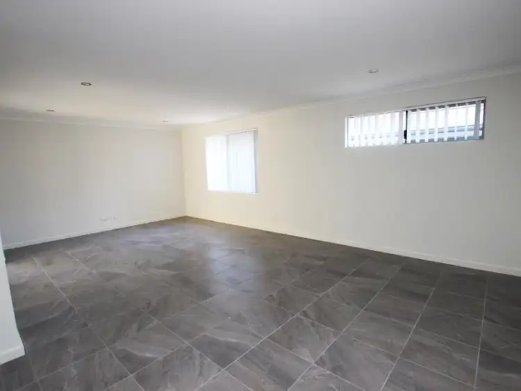 Sixth view of Homely house listing, 343B Daly Street, Cloverdale WA 6105