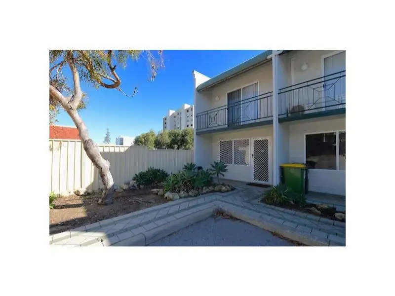 Main view of Homely villa listing, 7/52 Kent Street, Rockingham WA 6168