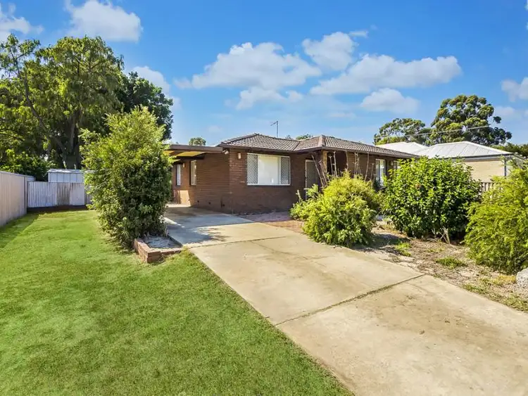 Second view of Homely house listing, 39 Pedder Way, Parmelia WA 6167
