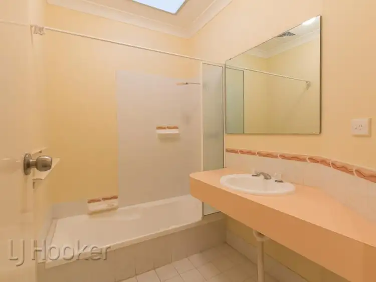 Sixth view of Homely unit listing, 15/8 Merope Close, Rockingham WA 6168