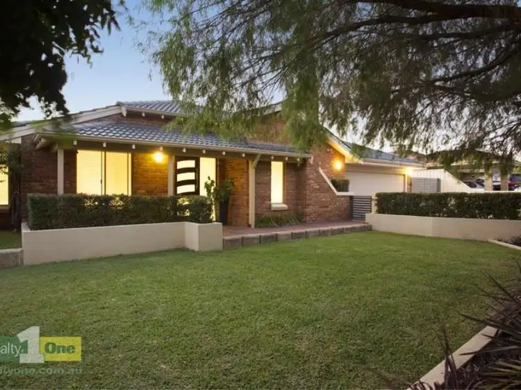 6 Kingsmill Gardens, Winthrop WA 6150