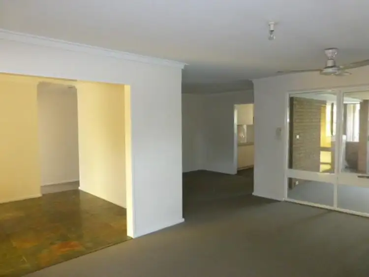 Seventh view of Homely house listing, 4 Bayham Place, Huntingdale WA 6110