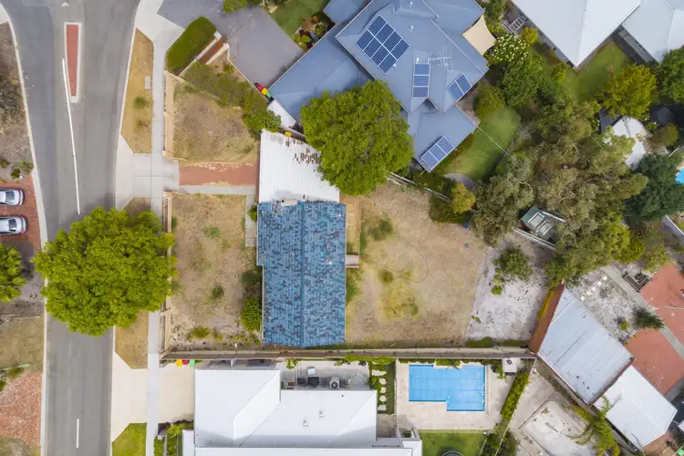 Seventh view of Homely house listing, 7 Queenscliffe Road, Doubleview WA 6018