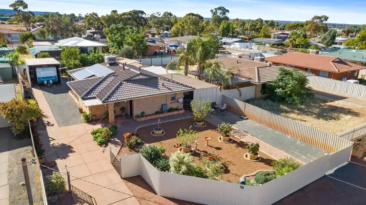 33 Conliffe Place, South Kalgoorlie WA 6430