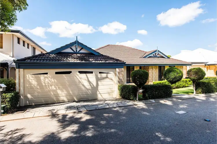 8 Easton Lane, Doubleview WA 6018