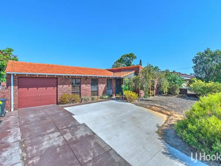 11 Nethercott Street, Huntingdale WA 6110