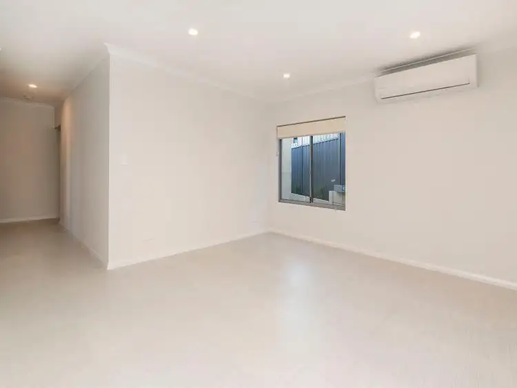 Seventh view of Homely villa listing, 34C Blackdoune Way, Westminster WA 6061