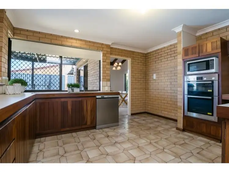 Fifth view of Homely house listing, 15 Nunn Close, Bateman WA 6150
