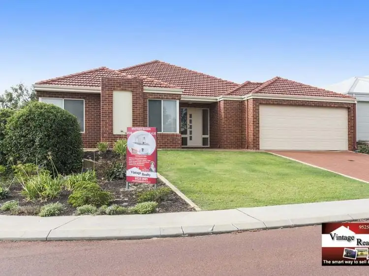 13 Clondyke Drive, Byford WA 6122