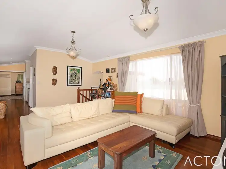 Sixth view of Homely house listing, 11 Chennile Vista, Halls Head WA 6210