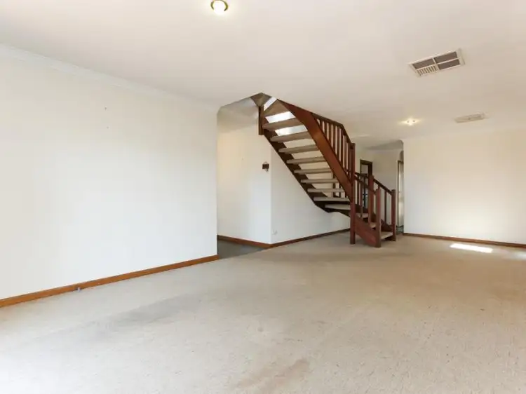 Fifth view of Homely house listing, 3 Duggan Ct, Kardinya WA 6163