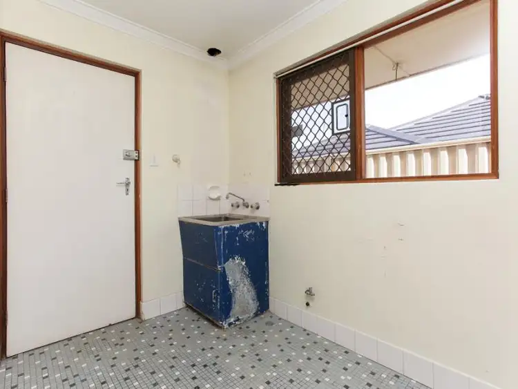 Sixth view of Homely house listing, 3 Duggan Ct, Kardinya WA 6163