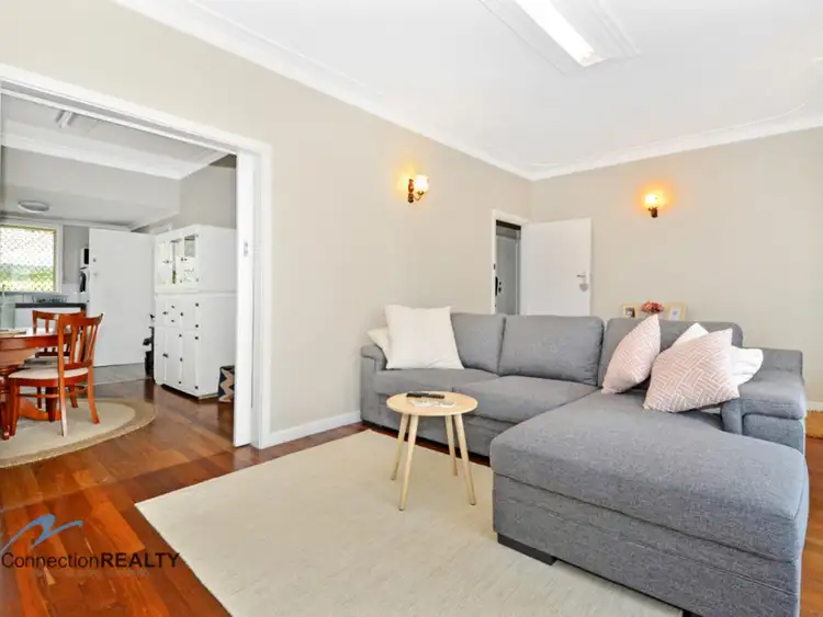 11 Bourke Street, Mount Melville WA 6330