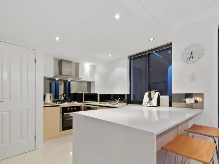 87B Barnes Street, Innaloo WA 6018