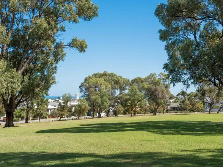 Sixth view of Homely house listing, 12 Edmondson Crescent, Karrinyup WA 6018