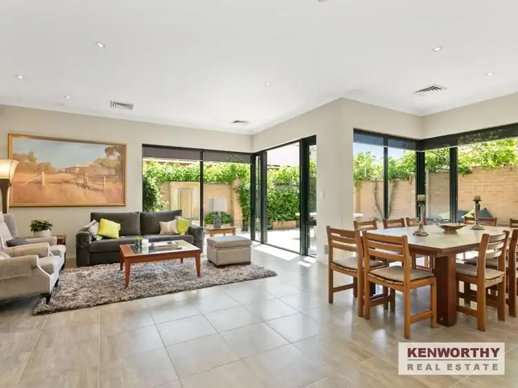 2 Raceway Road, East Fremantle WA 6158