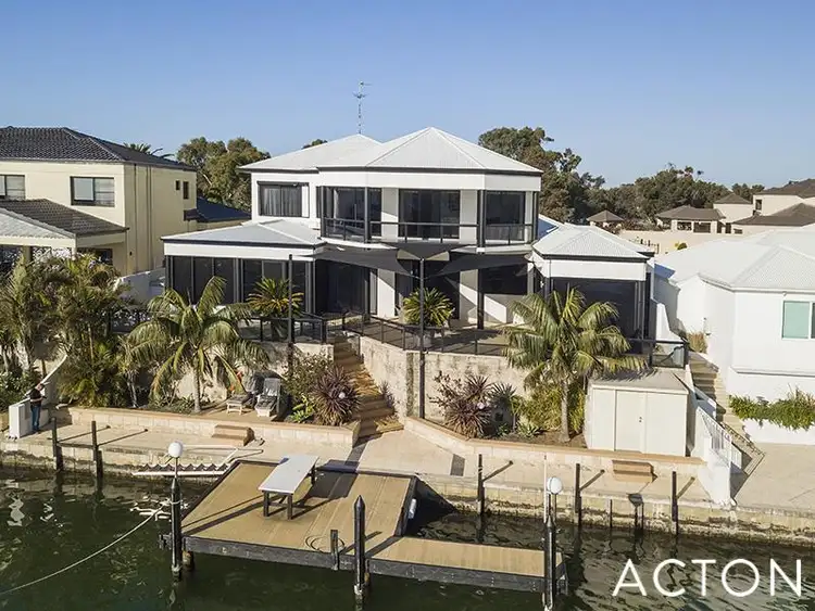 Second view of Homely house listing, 7 Sovereign Gardens, Halls Head WA 6210