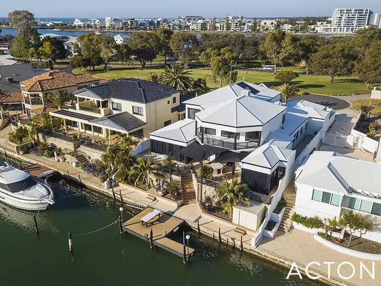 Third view of Homely house listing, 7 Sovereign Gardens, Halls Head WA 6210